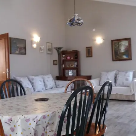 Vila Franica *