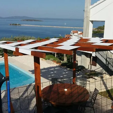 Villa Franica Zaglav